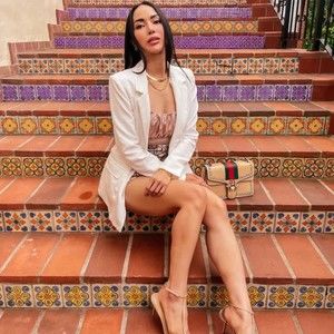 Meet your Posher, Michelle